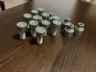 Se vende tornillos antirrobo VW GOLF MK7 AUDI SEAT