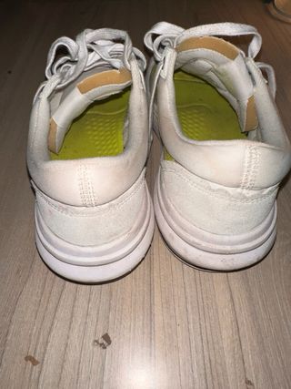 Vans Old Skool Talla 42 Blancas y Amarillas