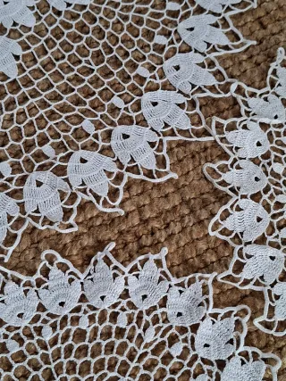 Set 3 centrini uncinetto bianchi