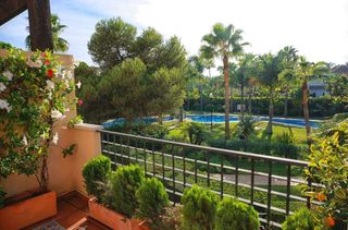 Piso en alquiler en Puerto Banús en Marbella