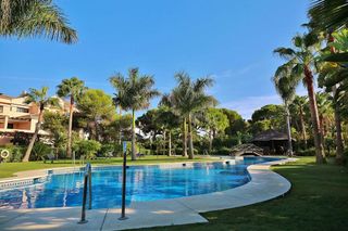 Piso en alquiler en Puerto Banús en Marbella