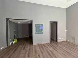 Local comercial en alquiler en Centro en Gijón