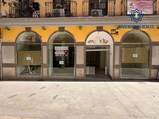 Local comercial en alquiler en Centro - Sagrario en Granada