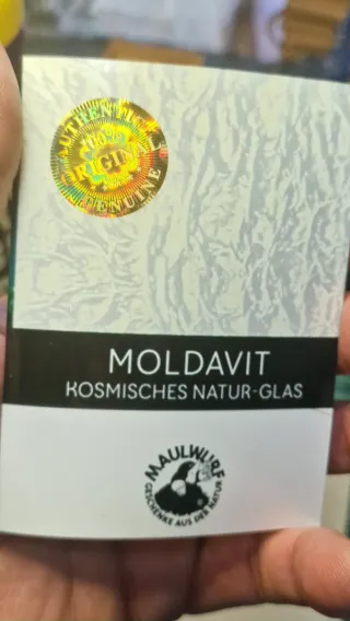 Moldavita.  Origen República Checa con certificado