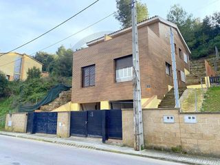 Chalet en venta en Roc Blanc en Terrassa