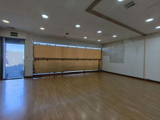 Local comercial en alquiler en Yeles
