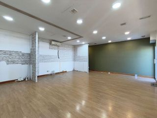 Local comercial en alquiler en Yeles