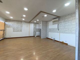 Local comercial en alquiler en Yeles