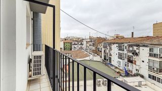 Ático en alquiler en El Carme en Valencia