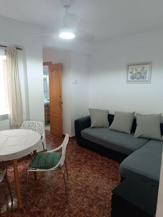 Piso en alquiler en Ciudad Jardín - Tagarete - El Zapillo en Almería