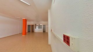 Local comercial en venta en Olesa de Montserrat