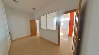 Local comercial en venta en Olesa de Montserrat