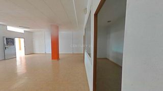 Local comercial en venta en Olesa de Montserrat