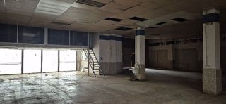 Local comercial en venta en Casas-Ibáñez