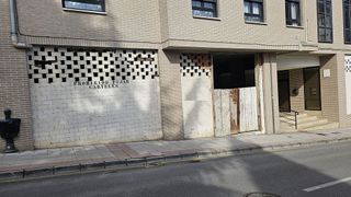 Local comercial en venta en Pravia