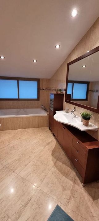 Casa en alquiler en Moncada