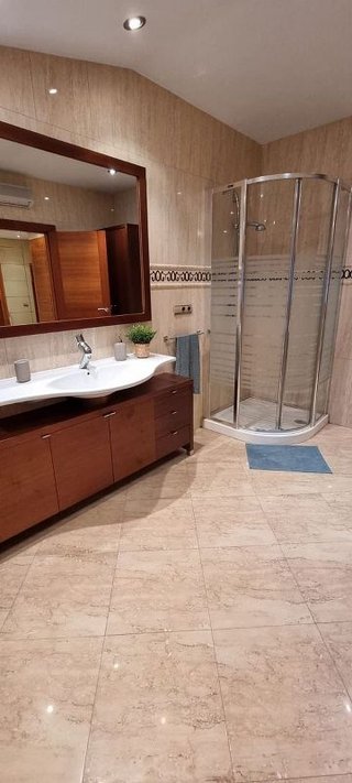 Casa en alquiler en Moncada