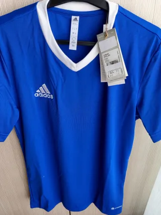 Camiseta Adidas Azul y Blanca