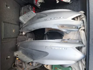 Laterales Suzuki Burgman 125/200