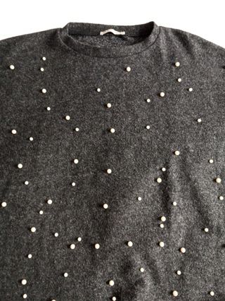 Jersey gris con perlas