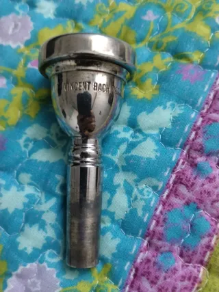 Boquilla Trombón Bajo Bach Corp. 1G