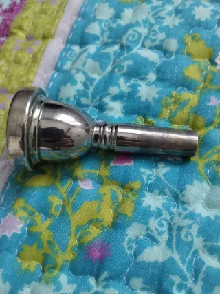 Boquilla Trombón Bajo Bach Corp. 1G