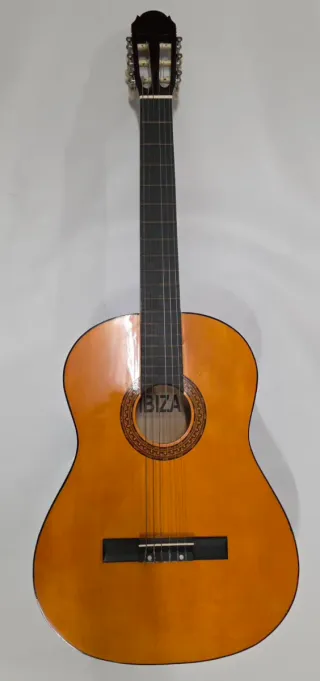 Chitarra classica Ibiza con custodia
