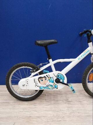 Bicicleta niños 16 pulgadas  Btwin 100 Inut blanca 4,5 -6