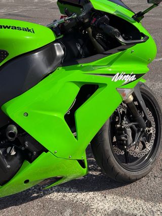 Kawasaki ZX10R Ninja Verde