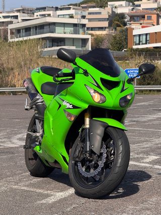 Kawasaki ZX10R Ninja Verde