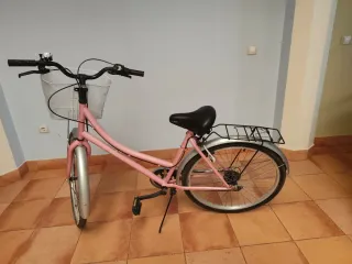 Bicicleta Paseo Rosa con Cesta
