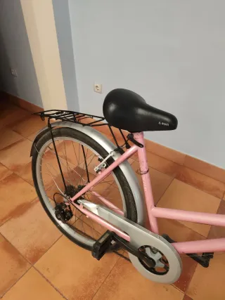 Bicicleta Paseo Rosa con Cesta