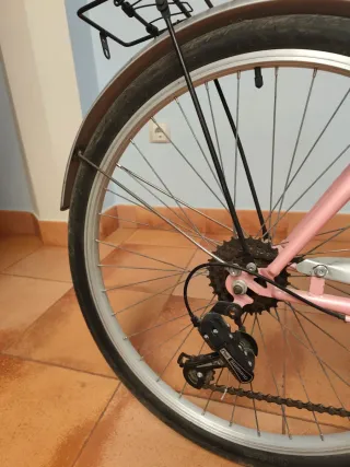 Bicicleta Paseo Rosa con Cesta