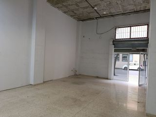 Local comercial en alquiler en Altozano - Conde Lumiares en Alicante