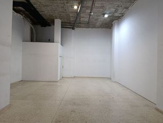 Local comercial en alquiler en Altozano - Conde Lumiares en Alicante