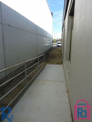 Nave industrial en venta en Trobajo del Camino en San Andrés del Rabanedo