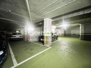 Garaje en venta en Casagemes - Canyadó en Badalona