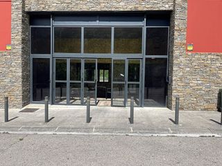 Local comercial en venta en Guardiola de Berguedà