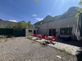 Local comercial en venta en Guardiola de Berguedà