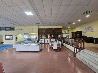 Local comercial en venta en Zona Norte en Estepona