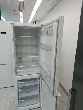 @Nevera Hisense Combi Total No Frost Con Garantía@