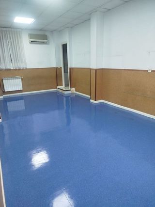 Local comercial en venta en Parque Roma - Coronas en San Fernando de Henares