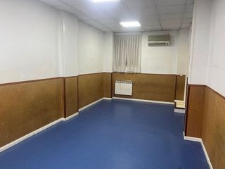 Local comercial en venta en Parque Roma - Coronas en San Fernando de Henares