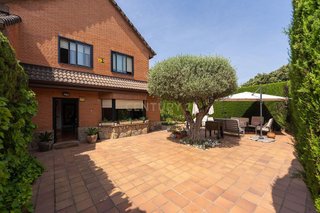 Casa pareada en alquiler en La Navata en Galapagar