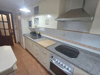 Piso en alquiler en Huerta de la Reina - Trassierra en Córdoba