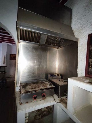 Local comercial en venta en Plaza de Toros - Santa Rita en Almería