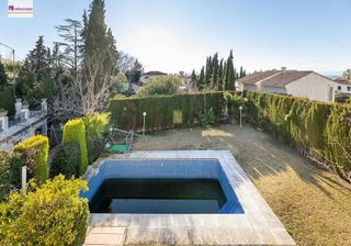 Chalet en venta en Cájar