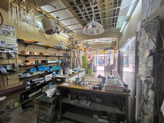 Local comercial en alquiler en Ambroz en Madrid