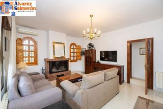 Chalet en venta en San Miguel en Armilla