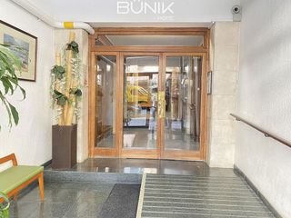 Local comercial en alquiler en La Nova Esquerra de l'Eixample en Barcelona